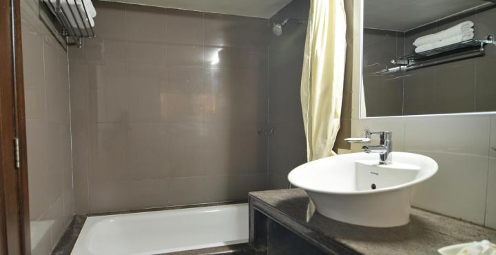 Ambience Executive Hotel Pimpri-Chinchwad ภายนอก รูปภาพ