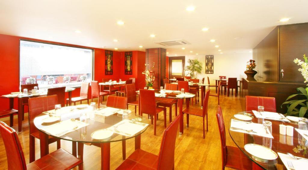 Ambience Executive Hotel Pimpri-Chinchwad ร้านอาหาร รูปภาพ