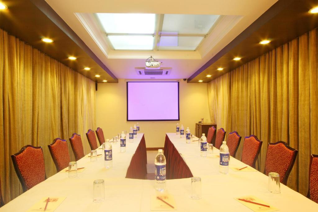 Ambience Executive Hotel Pimpri-Chinchwad ธุรกิจ รูปภาพ